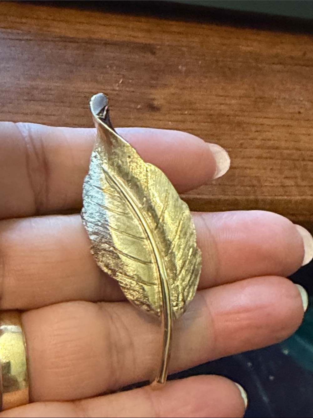 Gold Leaf Brooch Pin Avon